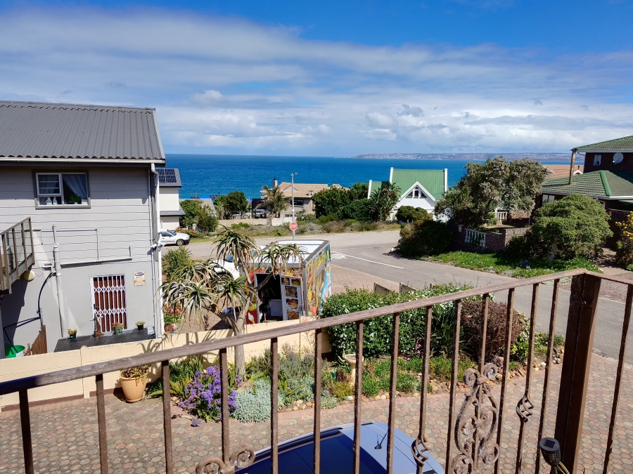 2 Bedroom Property for Sale in Reebok Western Cape